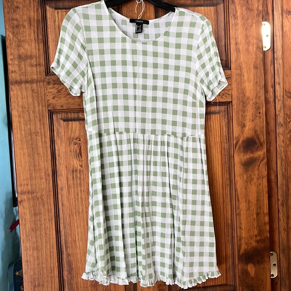 Cute summer dress. Green and white plaid print.